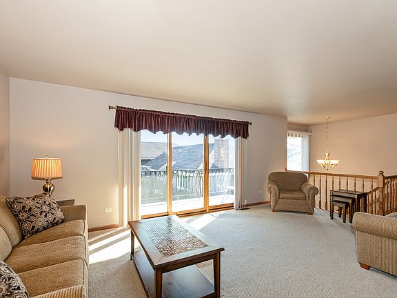 4th image of 10625 Lynn Dr #117