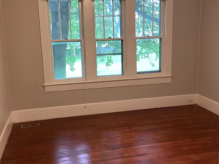 2404 Whitesburg Dr SW — Photo 19