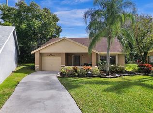 2420 Ginger Ave, Coconut Creek, FL 33063