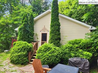 348 Ridgewood Dr, Boone, NC 28607