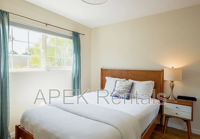 2415 E Finley Rd — Photo 50