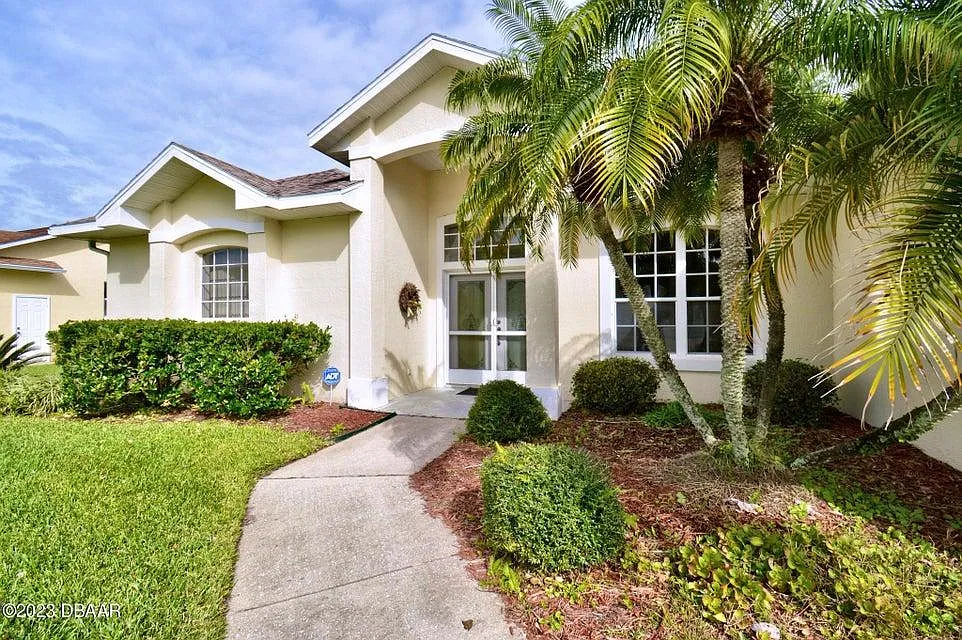 6281 Paradise Island Ct — Photo 2