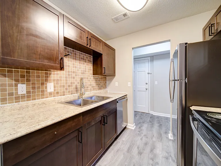 Residences at Cooper Bend — Photo 14