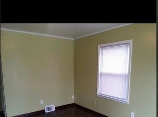 2529 Fisher St, Melvindale, MI 48122