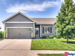 20811 Frances St, Gretna, NE 68028