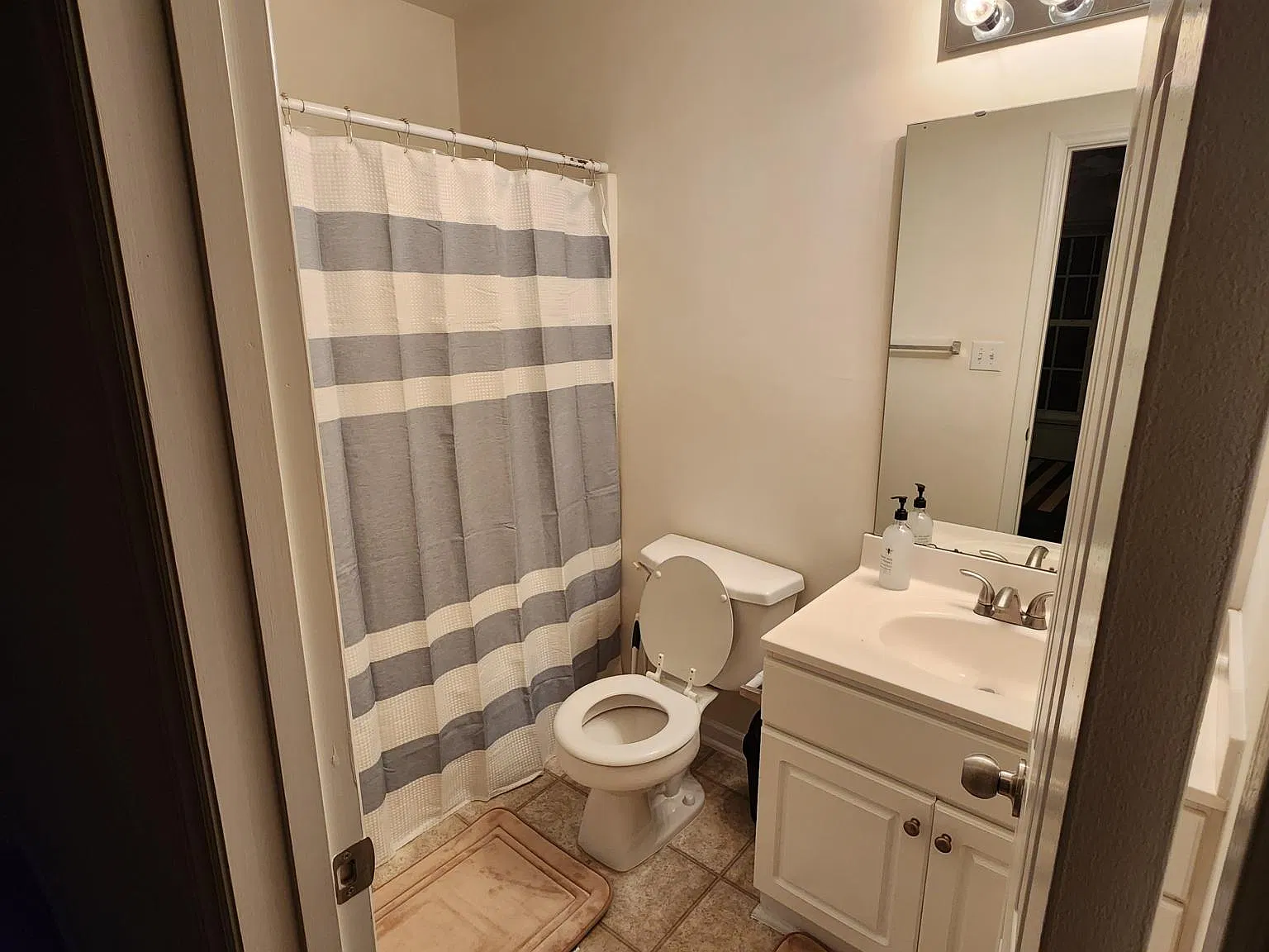 136 Blue Crest Ln — Photo 4