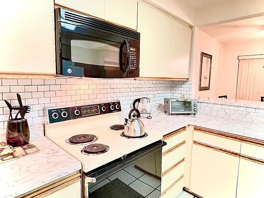 365 Desert Falls Dr E — Photo 4