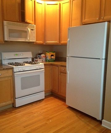 2nd image of 517 S Western Ave APT 3