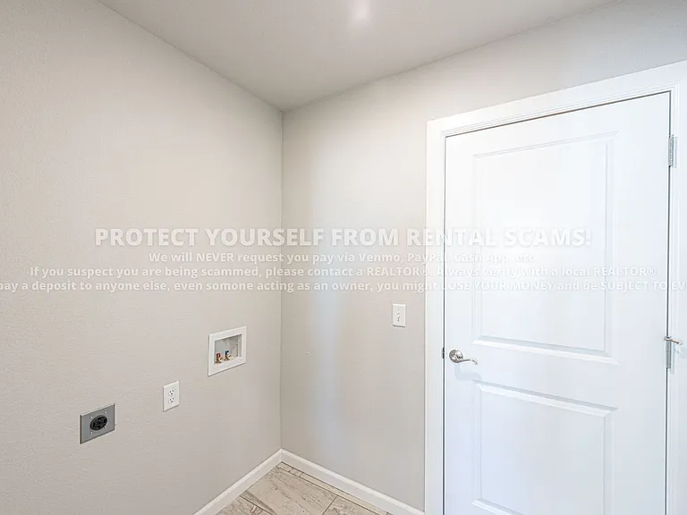 4476 W Newton Ave — Photo 11