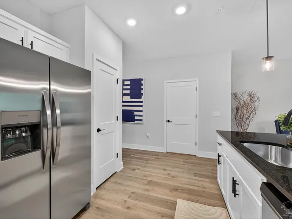 1932 Highland Ridge Ct #9B, Pensacola, FL 32534