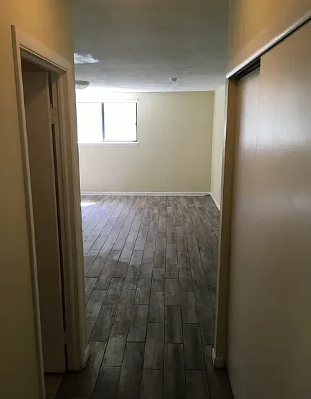 2 Cardinal Dr #1 — Photo 3