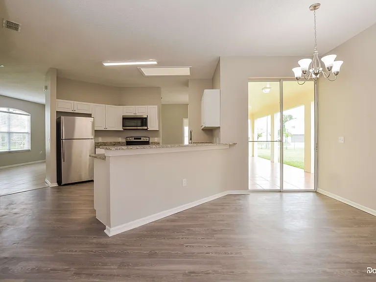 139 Brixham Ct — Photo 4