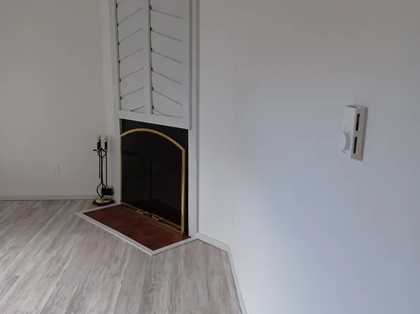 5204 W Hill Rd, Boise, ID 83703