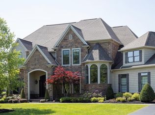 55 Birdsong Pkwy, Orchard Park, NY 14127