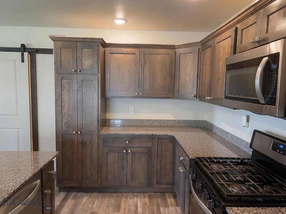 1st image of 602 Halfpipe St #D