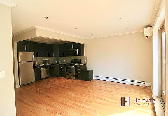 4th image of 20-13 35th St #2