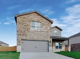 1307 Treeta Trl, Kyle, TX 78640