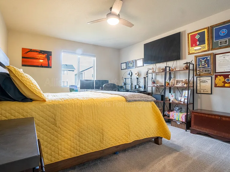 10477 Luneth Dr — Photo 21