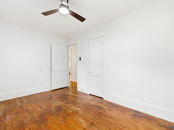 5th image of 605 4th St NE