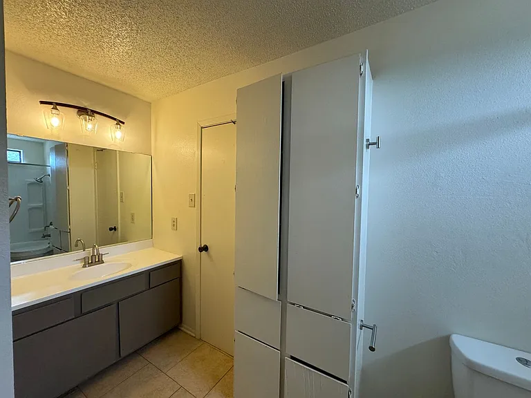 2515 Bermuda Dr — Photo 25