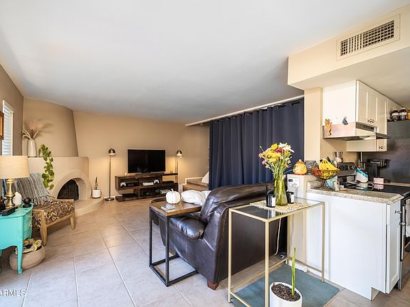 5th image of 10402 N 10TH Street #3