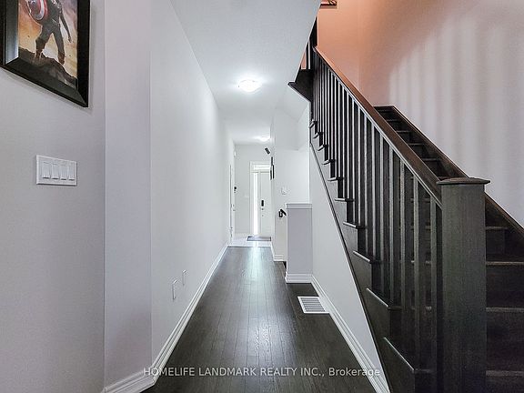 5th image of 52 Sonoma Valley Cres