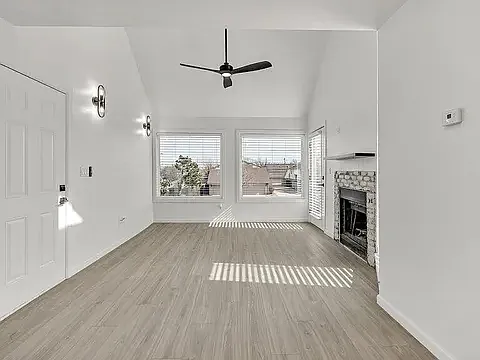 11550 N May Ave #206 — Photo 2