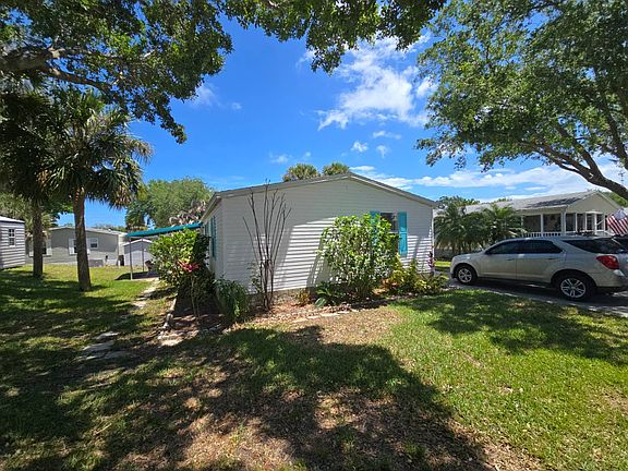 4th image of 6200 99th St #152