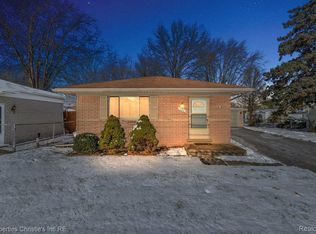 13845 Frazho Rd, Warren, MI 48089