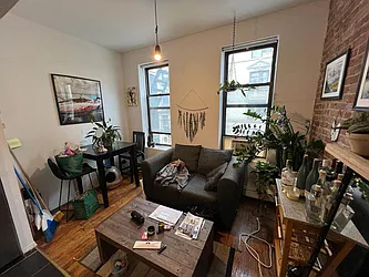 Rented by Best Apartments North Inc