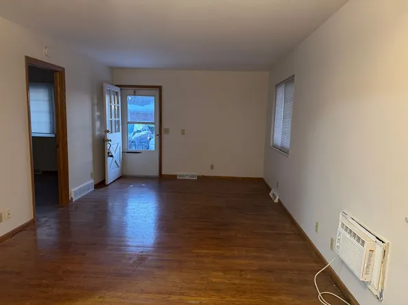 Midway Colonial Village, 565 West Ave APT 13, Tallmadge, OH 44278