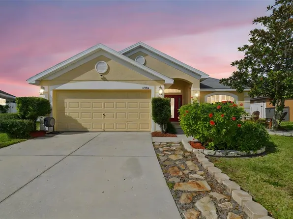 14342 Edinburgh Moor Dr, Wimauma, FL 33598