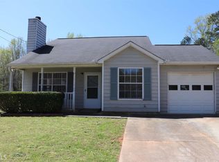 151 Hampton Oaks Dr, Hampton, GA 30228