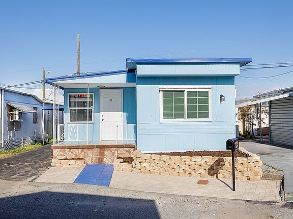 3rd image of 3301 58th Ave N Lot 449