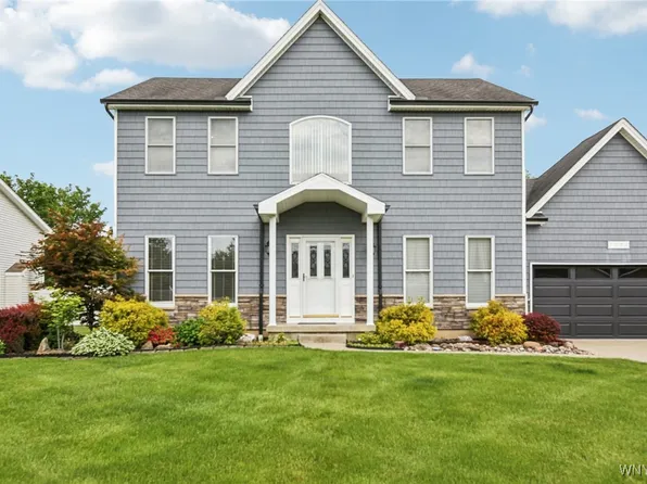 7063 Marigold Dr, North Tonawanda, NY 14120