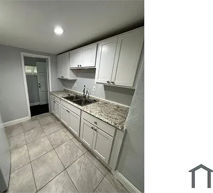326 Claude St — Photo 18