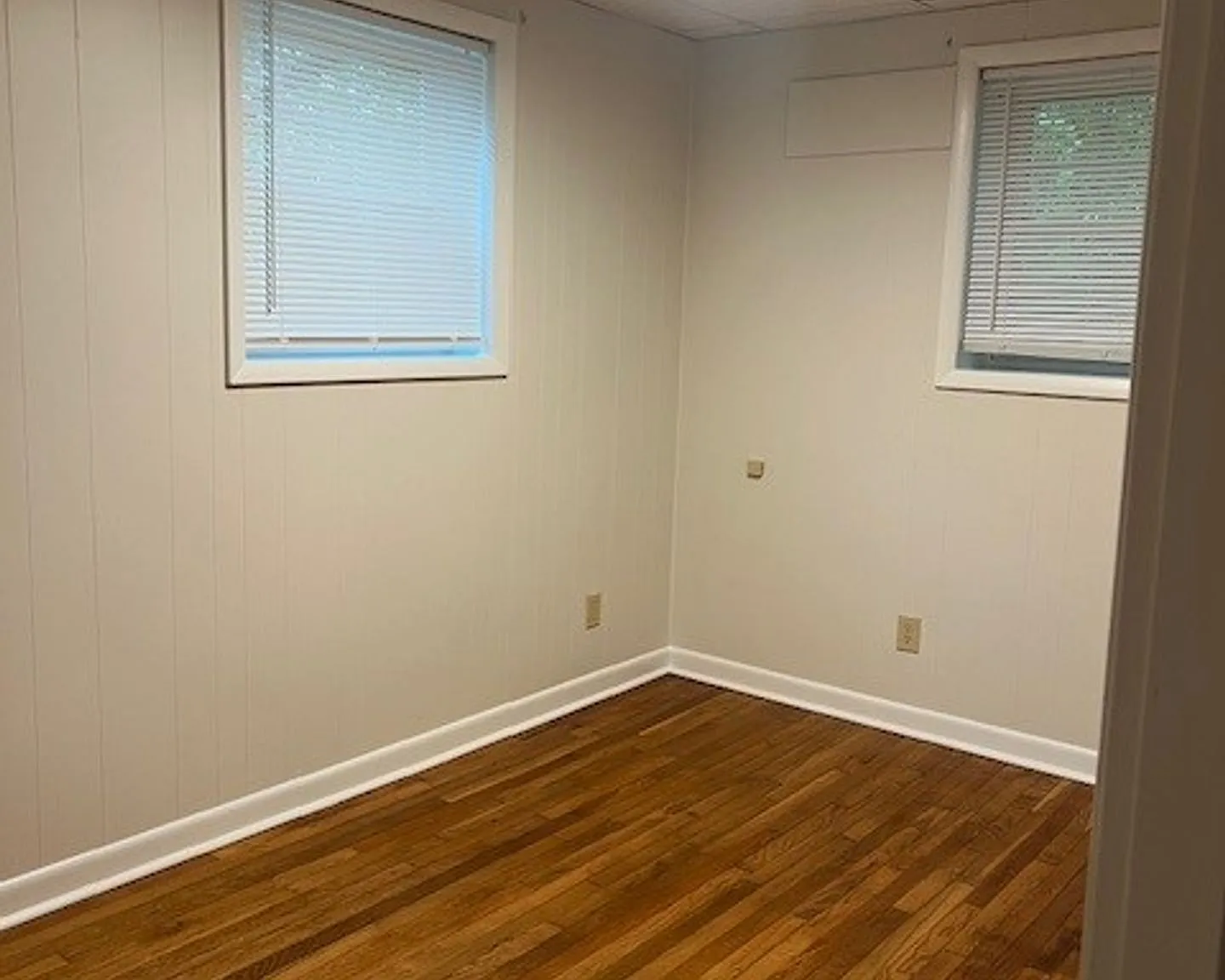 1401 Scenic Heights — Photo 1