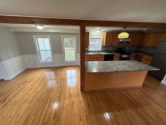 Kitchen/Dining