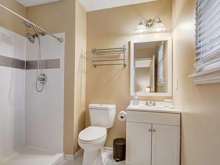 2551 Chippewa Ct — Photo 7