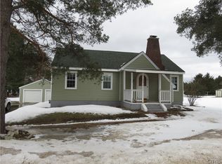 24915 Sanford Corners Rd, Calcium, NY 13616