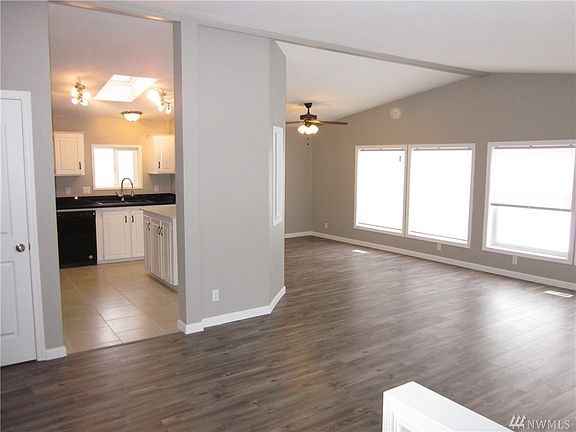 2nd image of 8207 194th St St Ct E #70