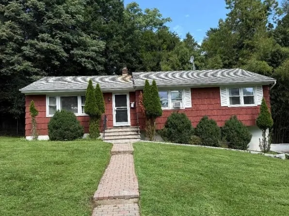 403 Longview Ct, Northvale, NJ 07647