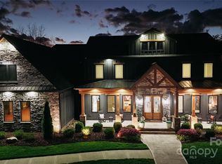 1550 S Main St, Mount Pleasant, NC 28124