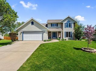607 Worthington Way, Waunakee, WI 53597