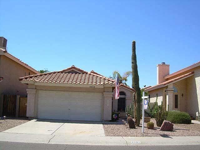 1st image of 4081 E Woodland Dr