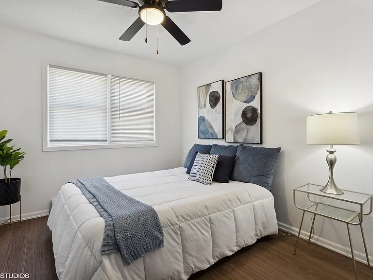 Twin Oaks Residences LLC — Photo 10