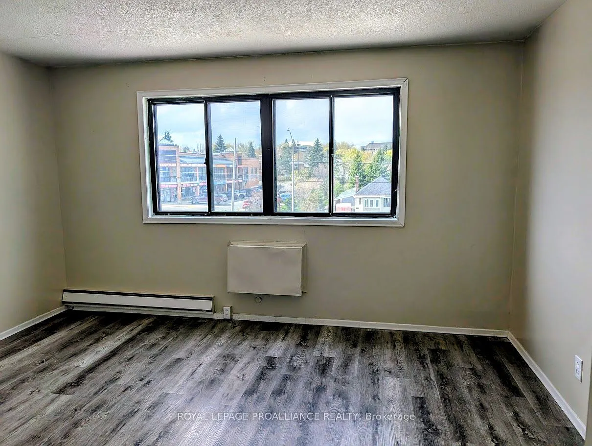 1 bed, $1,200 — Photo 4