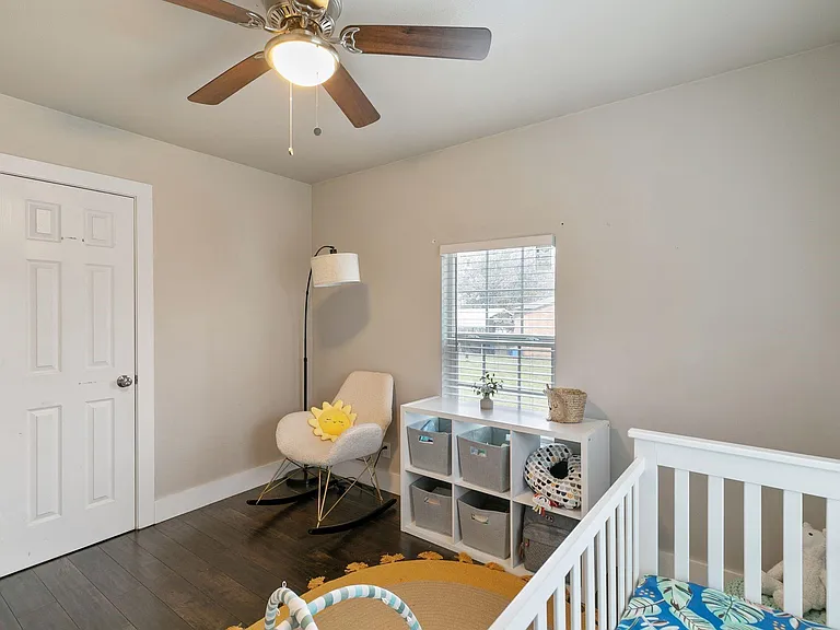 1506 E Waco Ave — Photo 17