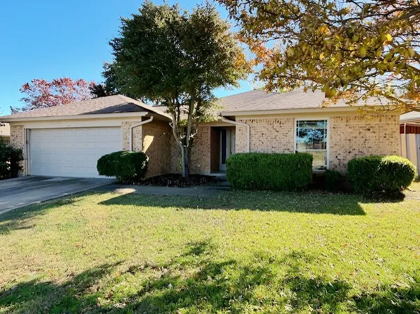 3809 Misty Meadow Dr, Fort Worth, TX 76133