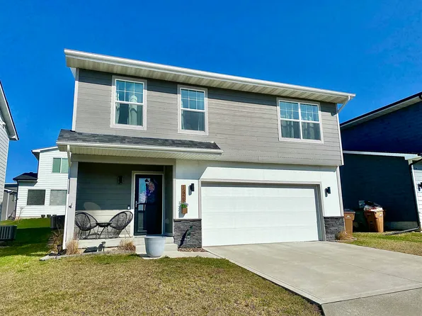 1423 NE Polk Dr, Grimes, IA 50111